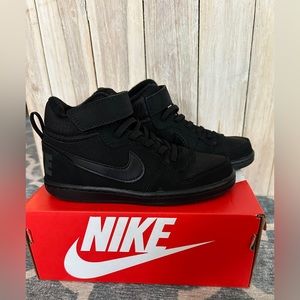 Little Kids Nike Court Borough Mid (PSV)